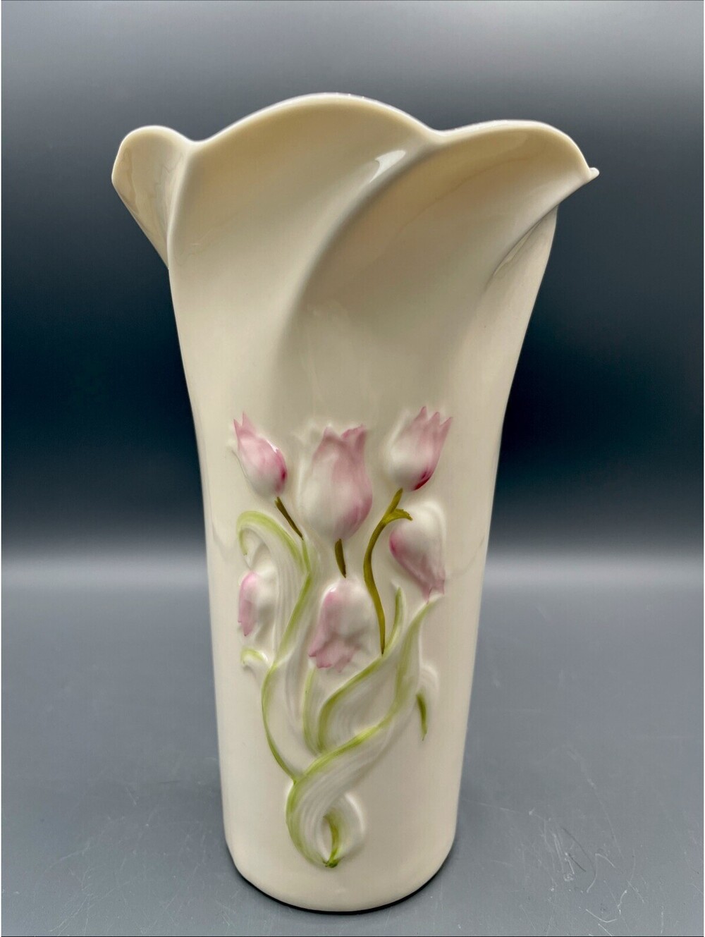 Belleek Ireland Porcelain Vase 8โ Pink Tulip Floral Relief Twisted Rim